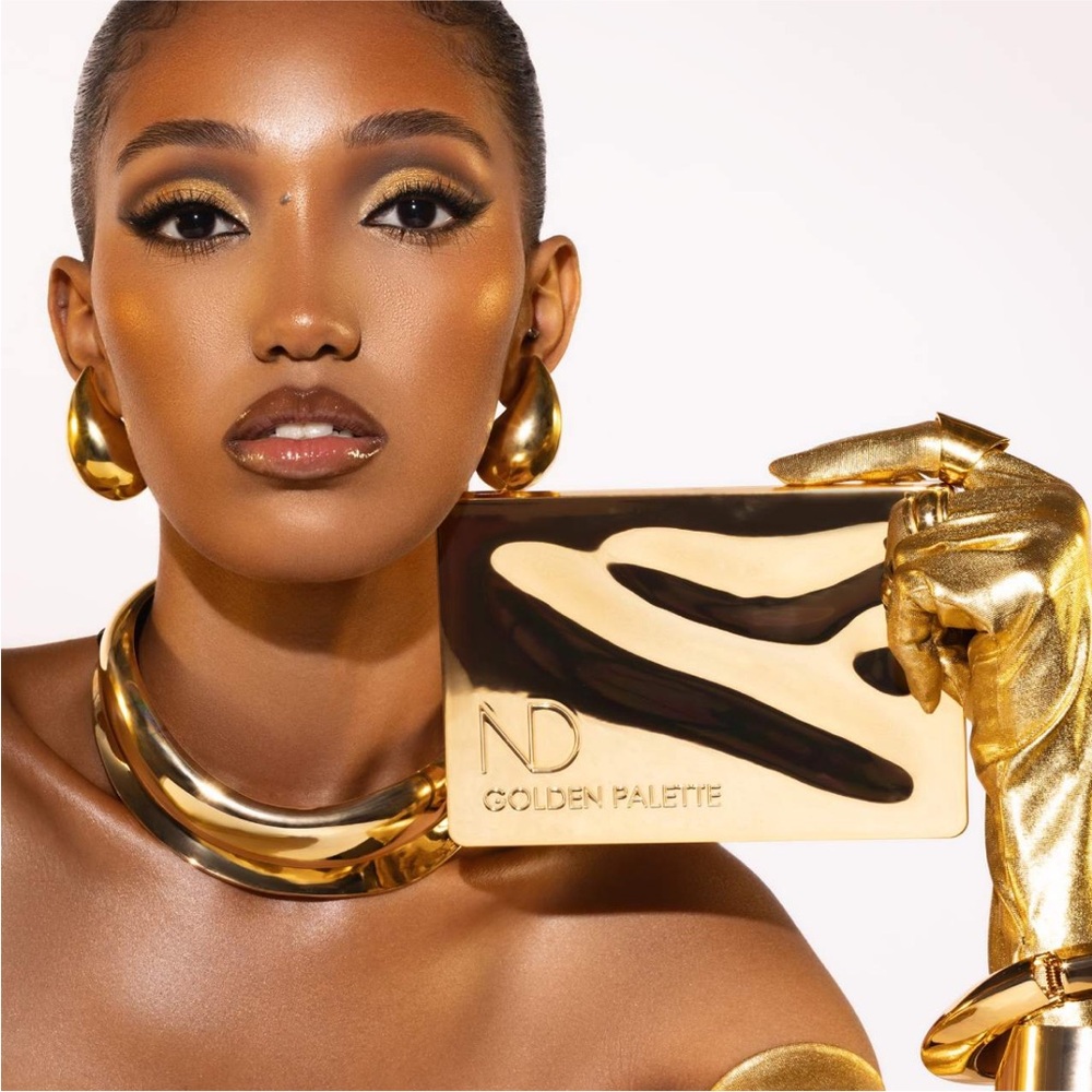Natasha Denona Golden Eyeshadow Palette - Picture 6 of 13